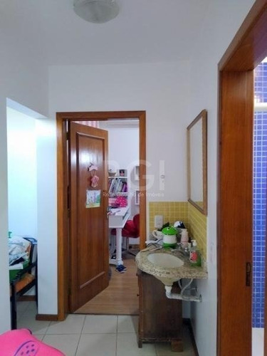 Casa Em Cantegril Com 5 Dormitórios - Ot7647