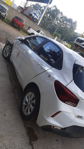 Imagem 3 de 10 de Sucata Chevrolet Onix 1.0 2020/2020 Flex