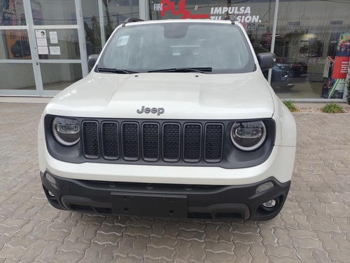 Imagen 2 de 6 de Jeep Renegade Anniversary 1.8 Fwd