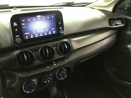 Imagem 5 de 15 de Fiat Cronos Drive 1.3 8v - Flex Mec.