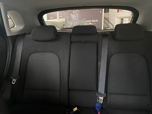 Imagen 12 de 15 de Hyundai Kona Hibrida Premium At 2023