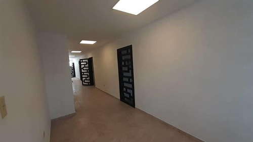 Imagen 10 de 30 de #1 Selenap # Edificion Comercial En Venta En Av. Libertador, Barquisimeto, Lara. ++ 23-17197 ++ 04245197639 ¡!!sp!!
