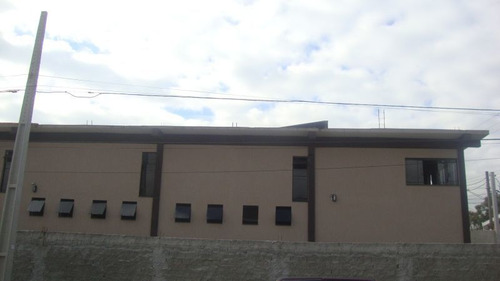 Imagem 2 de 4 de Barracão/galpão À Venda Com 280m² Por R$ 1.100.000,00 No Bairro Atuba - Pinhais / Pr - Barracão-001