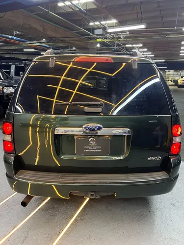 Ford Explorer 2010 4x4