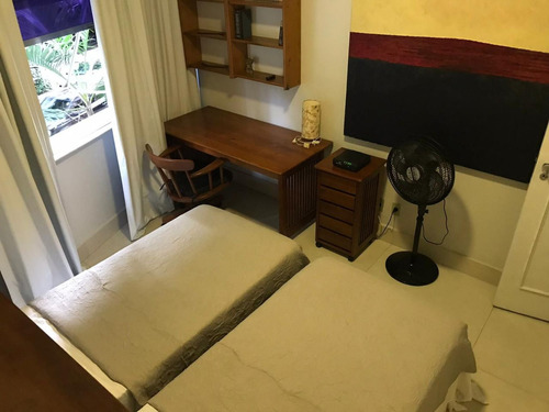 Imagem 6 de 11 de Apto Copacabana | 2 Quartos | 105 M² | Cond: R$660.00 | 0 Vagas - 1e0s693