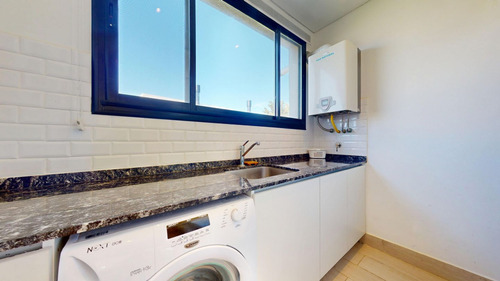 Casa En Venta En Costa Esmeralda Con Gas Natural