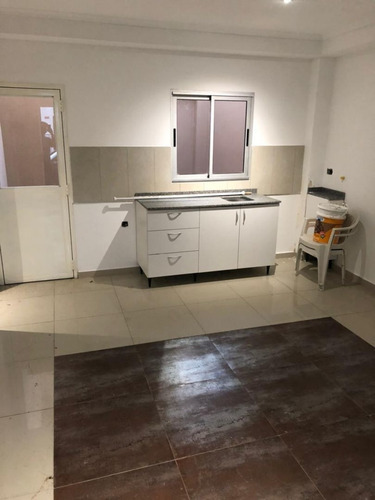 Imagen 4 de 17 de Departamento En Venta En Berazategui