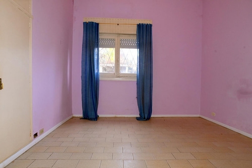 Imagen 3 de 30 de Casa 3 Ambientes Venta V Luzuriaga Parrilla Terraza Negocia