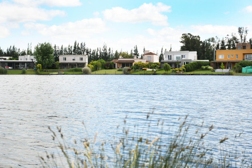 Lote Laguna #200-300 - Villa Nueva - San Gabriel - 793m2 #id 7221