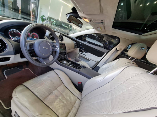 Imagem 11 de 13 de Jaguar Xj 3.0 Portfolio Supercharged V6 24v Gasolina 4p