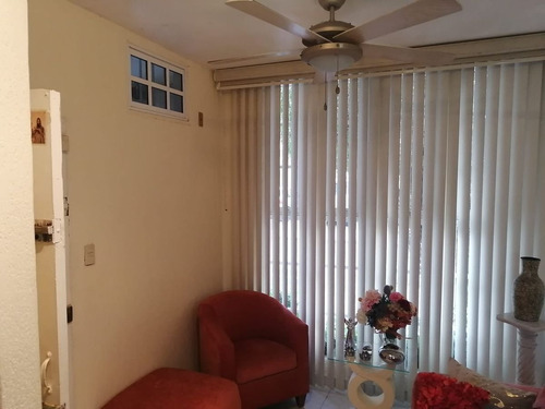 Imagen 3 de 12 de Casa De Dos Niveles En Venta En Fracc. Reforma, Veracruz, Ve
