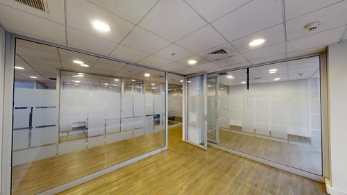 Imagen 1 de 12 de 100% De Financiamiento. Amplia Oficina En Providencia.