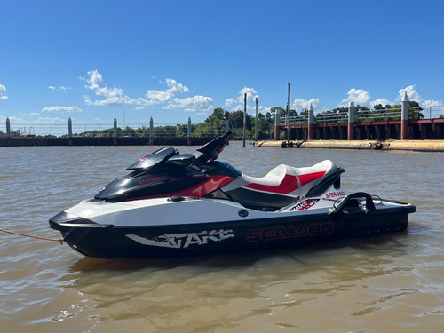 Moto De Agua Bombardier Seadoo Wake 215 Hp