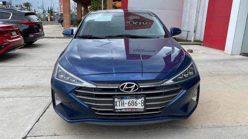 Imagen 2 de 15 de Hyundai Elantra 2019 2.0 Limited Tech Navi At