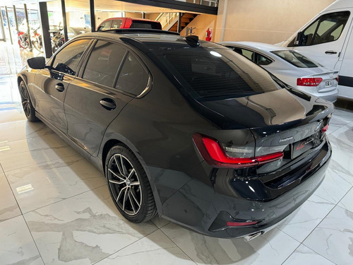 BMW Serie 3 3.0 330i Sedan Sport Line 252cv