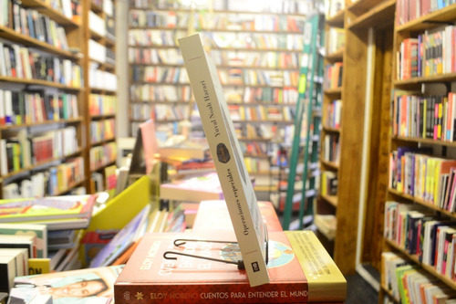 Operaciones Especiales En La Edad De La Caballería. Harari. (Usado)