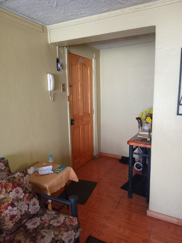 Departamento En Tradicional Barrio De Lo Prado