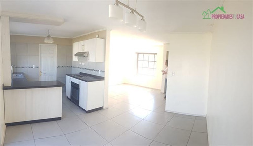 Imagen 3 de 17 de Casa En Arriendo De 4 Dorm. En El Monte