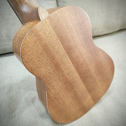 Imagen 10 de 10 de Ukelele Cocoon Soprano C/funda Acolchada