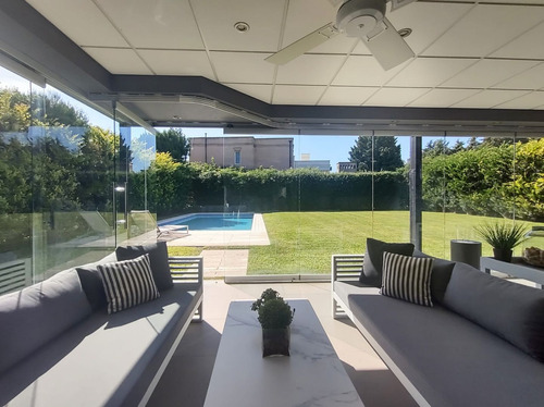 Casa En Venta En Santa Maria De Los Olivos 