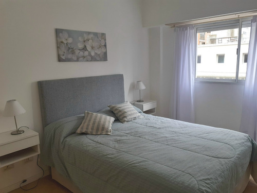 Alquilo Departamento 3 Ambientes Fin De Semana Y Temporada De Verano A 50 Mts Del Mar Y Plaza España. La Perla