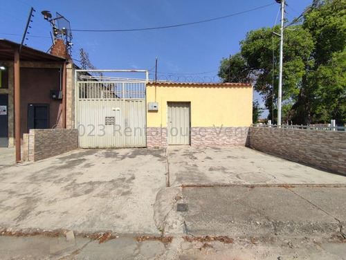 Ecl 23-30652 Rent A House Vende Terreno Con Anexo En Villa De Cura