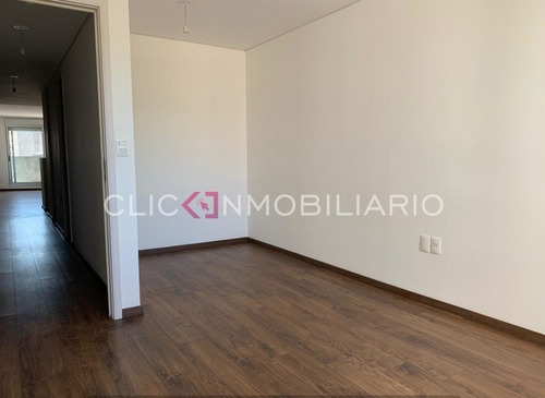 Venta Apartamento 2 Dormitorios Torre Centra