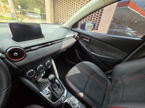 Mazda 2 Sedan 1.5 Grand Touring Lx At
