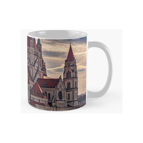 Taza Majestuoso Castillo En Viena Calidad Premium