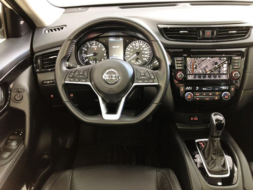 Imagen 8 de 15 de Nissan X-trail Exclusive 2 Row