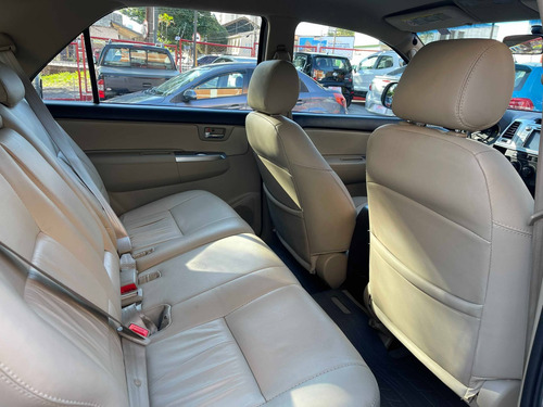 Imagem 14 de 15 de Toyota Hilux Sw4 2.7 Sr 4x2 16v Flex 4p Automático