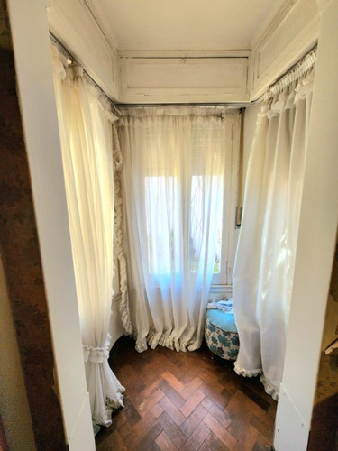 Chalet En Venta En Castelar Sur
