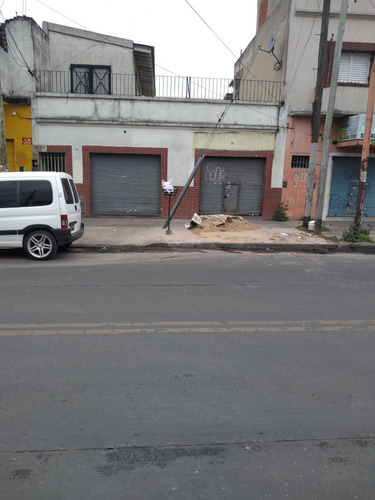 Local Comercial Sobre Avenida