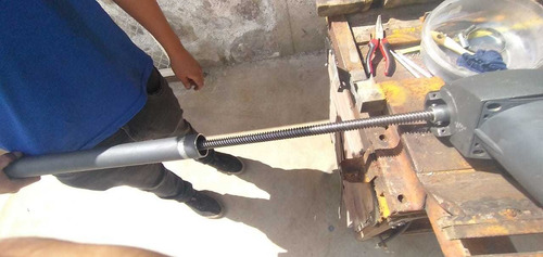 Imagen 7 de 10 de Mantenimiento Y Reparación De Puertas Automáticas