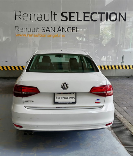 Imagen 4 de 15 de Volkswagen Jetta Comfortline 2017