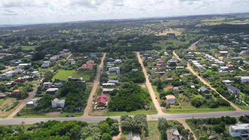 Terreno En Altos De Punta Piedras