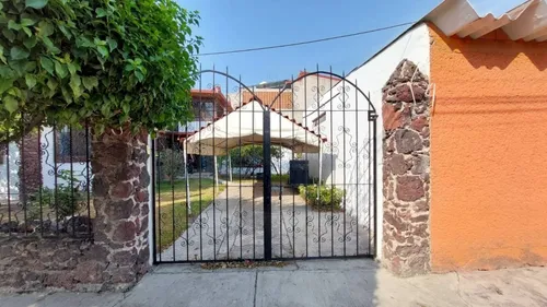 Amplia Casa En Venta En Esquina, Rápida Salida A Cdmx Y También Al Aifa