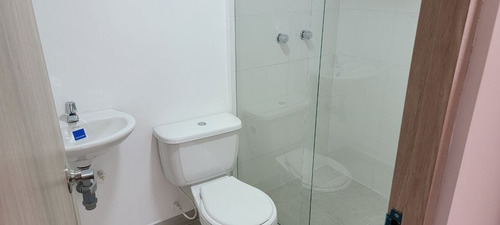 Imagen 2 de 8 de Alquiler Apartamento Cambulos, Manizales