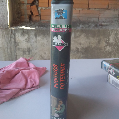 Vhs Fugitivos Do Terror ( John Wayne ) P/b 1940