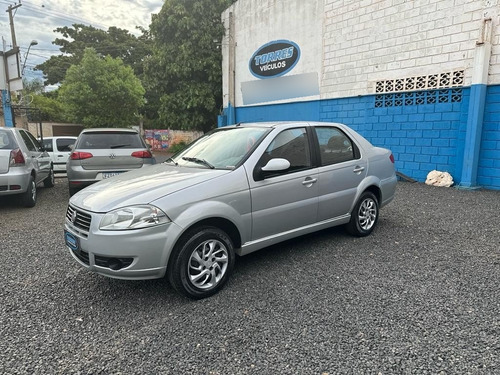 Fiat Siena Prata 2012