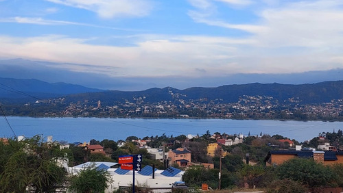 Venta: Lote Con Escritura - 1280 M² - Con Vista - Financia 50% - Villa Del Lago - Villa Carlos Paz