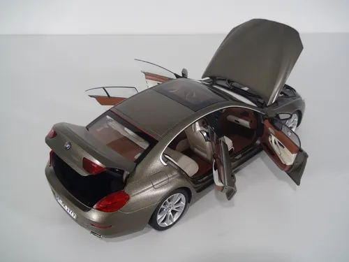Bmw 6 Series 650i Gt Gran Coupe Bronze Metálico 1:18 Paragon