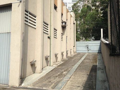 Imagem 6 de 16 de Galpão À Venda Na Rua Almansa, Vila Andrade, São Paulo - Sp - Liv-9672
