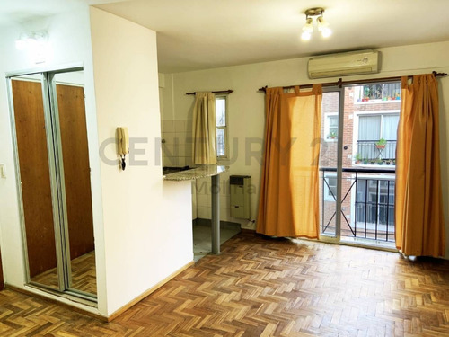 Imagen 3 de 28 de Venta Departamento Monombiente - Cochera - San Isidro