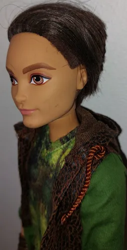 Muñeca Ever After High Hunter Huntsman (Usado)