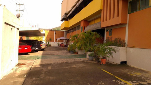 Imagen 2 de 14 de Galpon En Venta Zona Ind Guarenas 04143256451