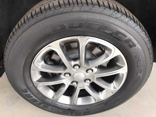 Jeep Grand Cherokee Laredo 3.6 4x4 4p