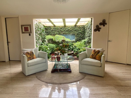 Imagen 11 de 24 de Casa En Venta En Calle Cerrada Con Vigilancia, Jardines Del