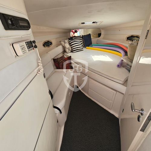 Lancha Runner 29 2004 Com 1x Mercruiser 260 Hp Com 490 Horas