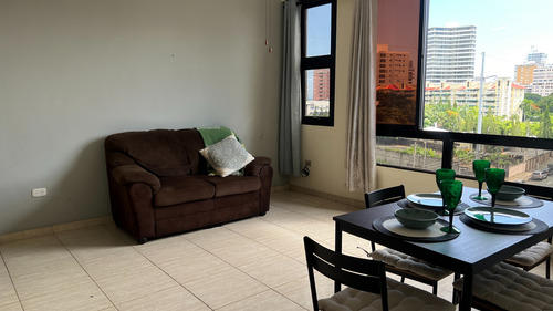 Apartamento En Venta En El Vergel, Santo Domingo